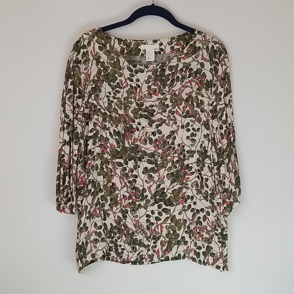 H&M Floral Print Butterfly Top in Size 10
